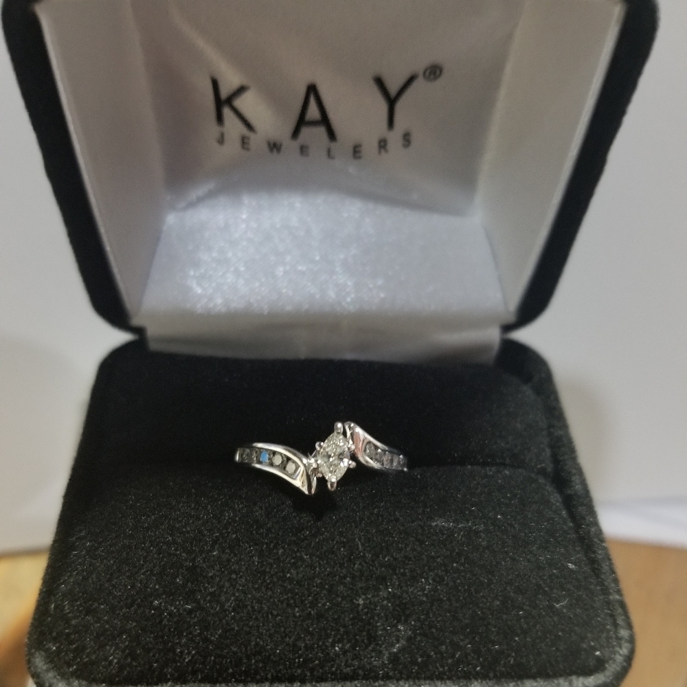 Marquise diamond ring